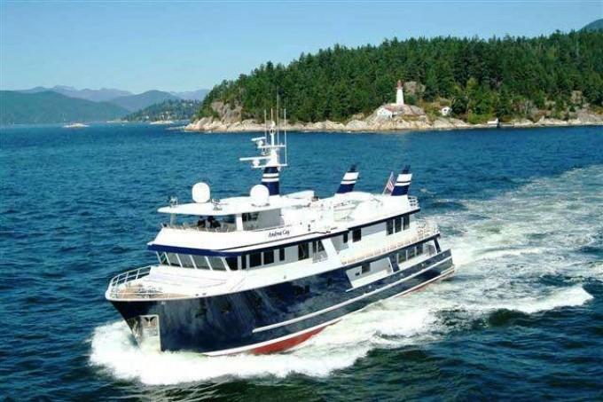 yacht Andrea Cay