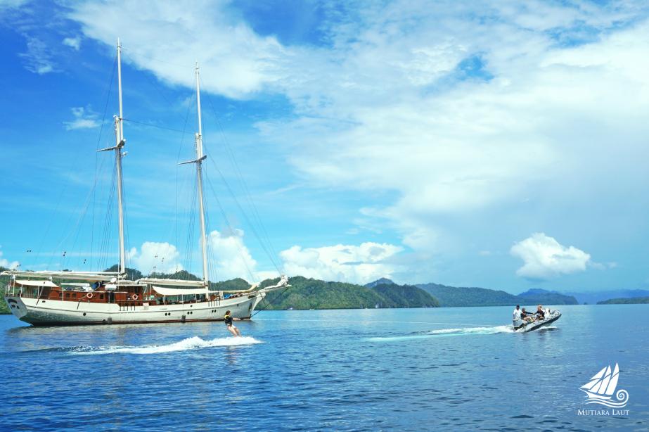 yacht Mutiara Laut