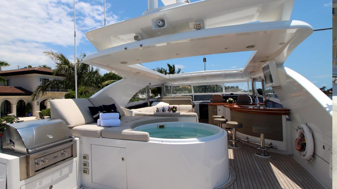 yacht La Dolce Vita