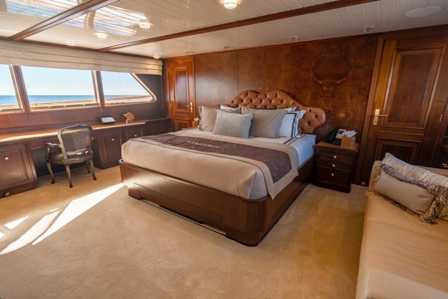 motor yacht endless summer feadship