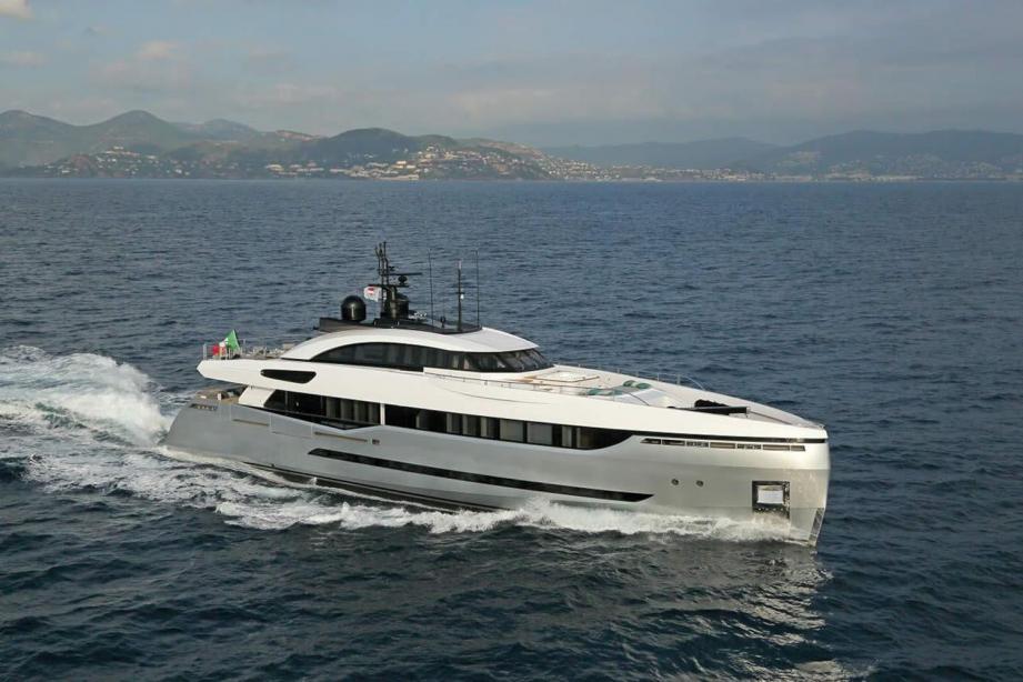 yacht Eleonora III