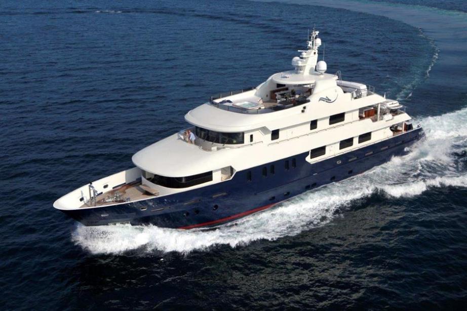 yacht Serenity II