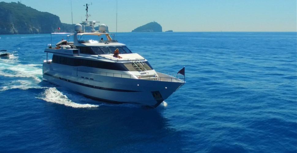 yacht Heartbeat of Life