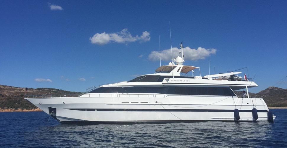 yacht Heartbeat of Life