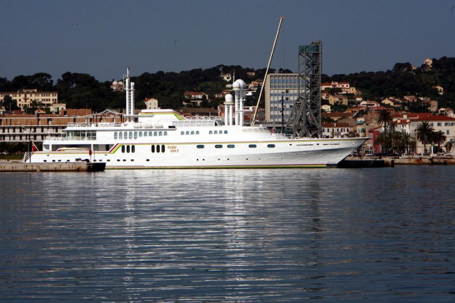 motor yacht cedar sea ii