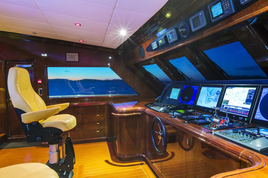 yacht Silentworld