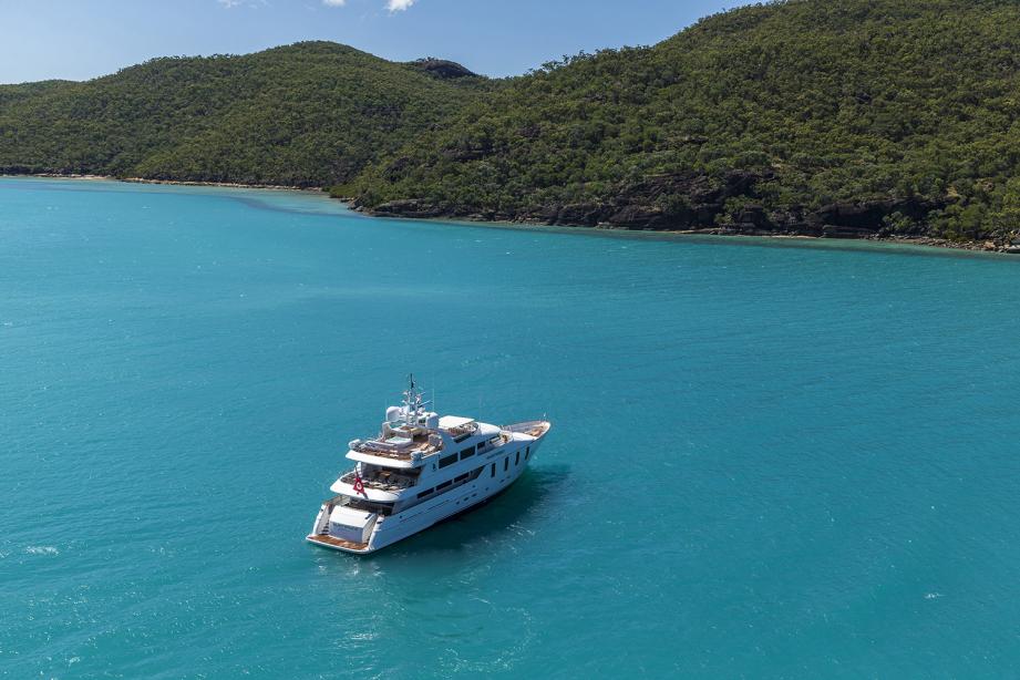yacht Silentworld