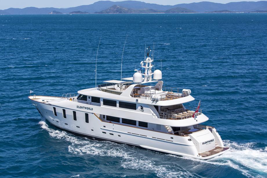 yacht Silentworld