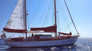 yacht Seconda Santa Lucia