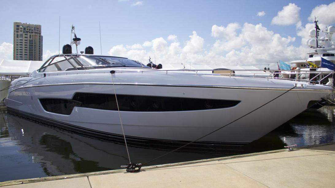 yacht Riva Florida 88