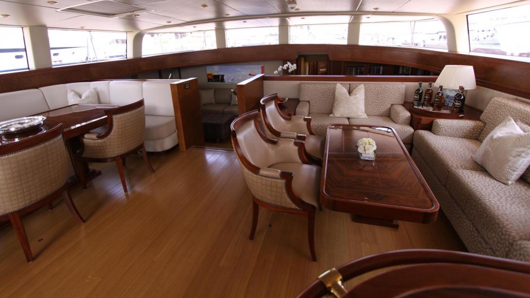 yacht G2