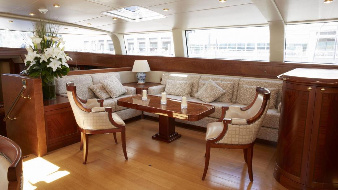 yacht G2