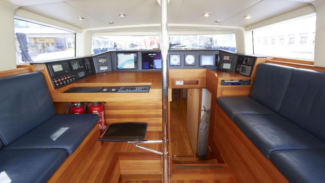 yacht G2