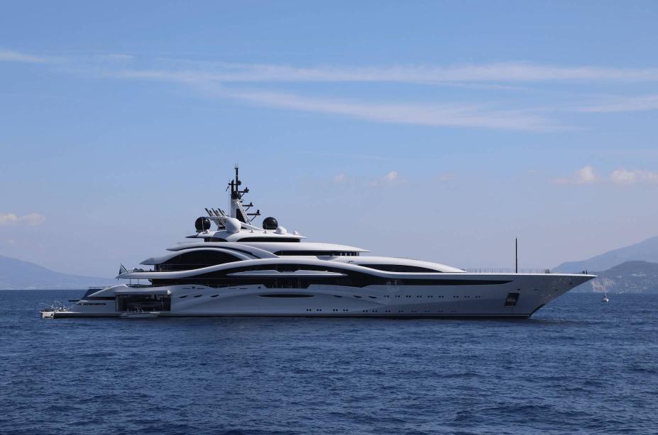 motor yacht al lusail