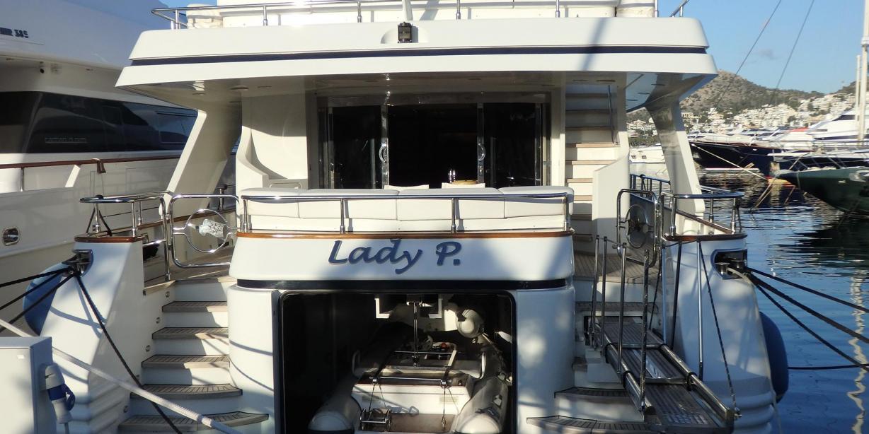 yacht Lady Moh