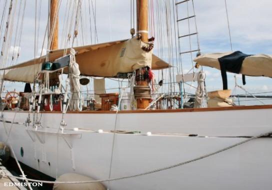 yacht Coral Of Cowes