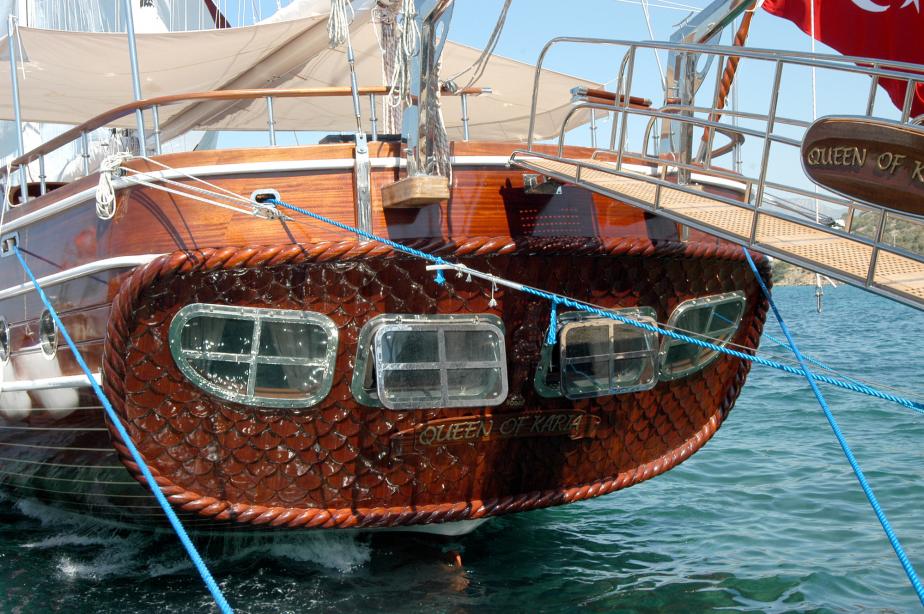 yacht Queen Of Karia