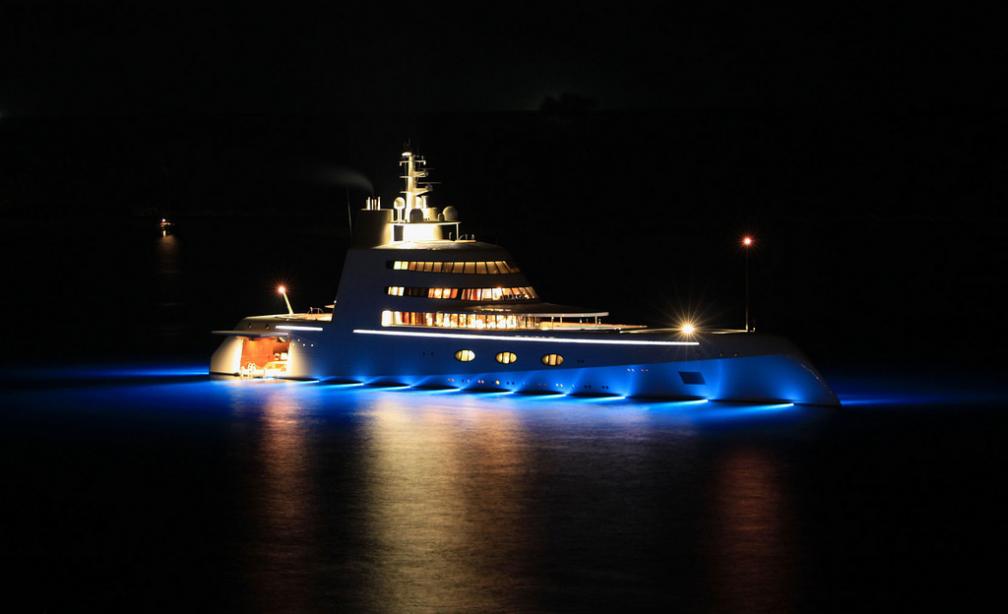 yacht Motor Yacht A