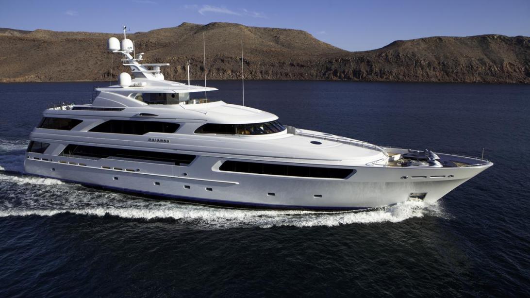 motor yacht helios 3