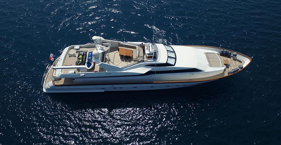 yacht Cutlass Pearl