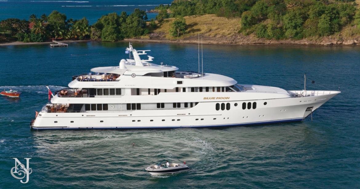 motor yacht blue moon for sale