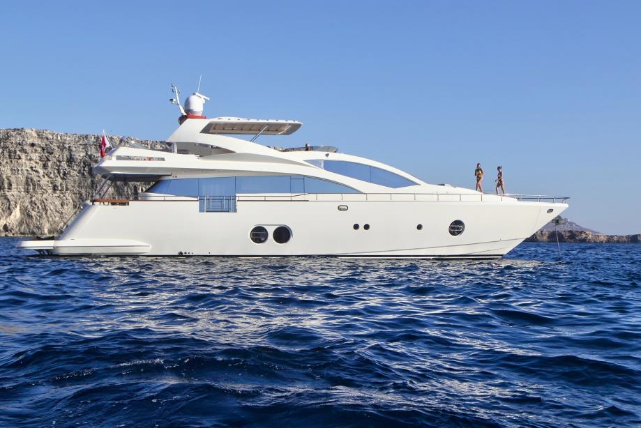 yacht Sicilia IV
