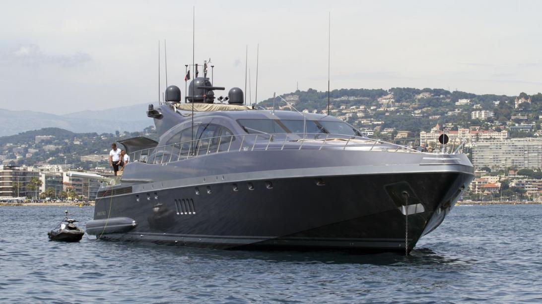 yacht JFF