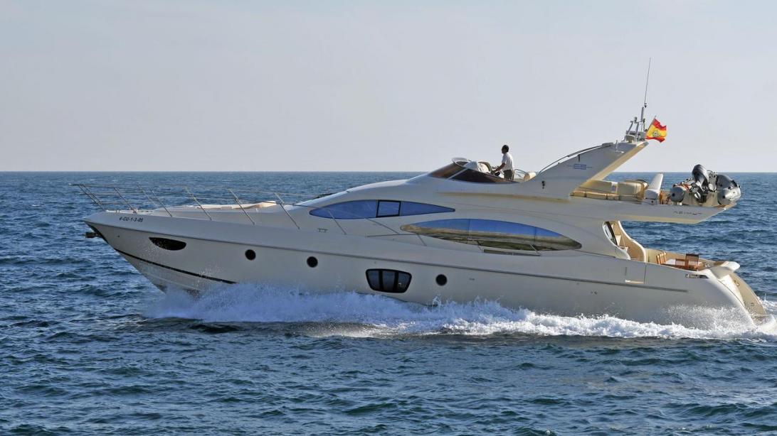 yacht Azucena Mare