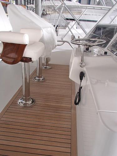 yacht Donzi R73