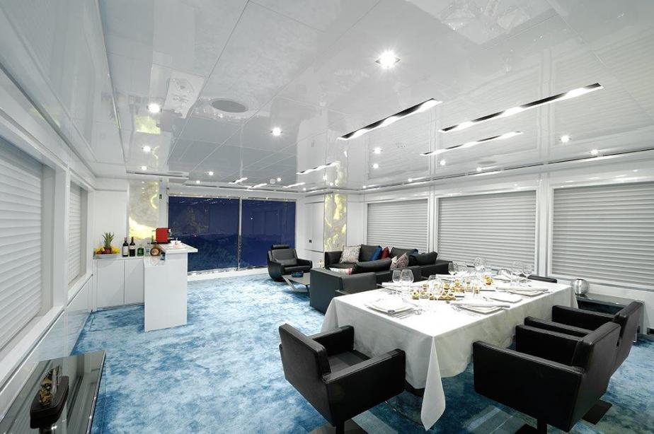 yacht Serenitas