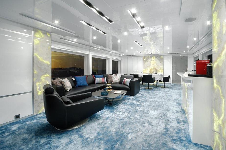 yacht Serenitas