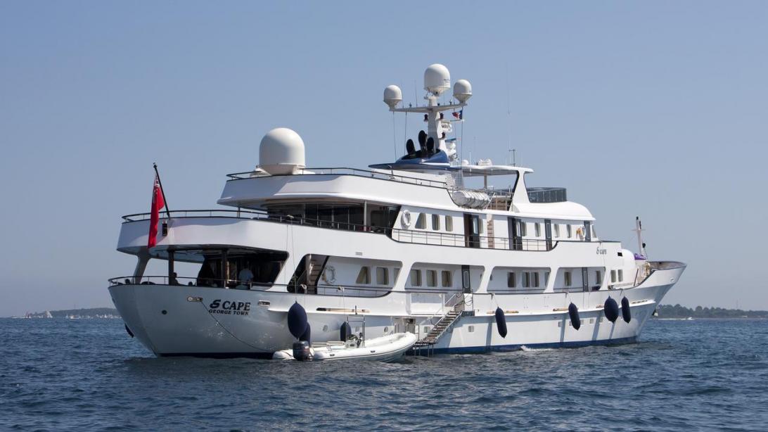 meserret 2 yacht owner