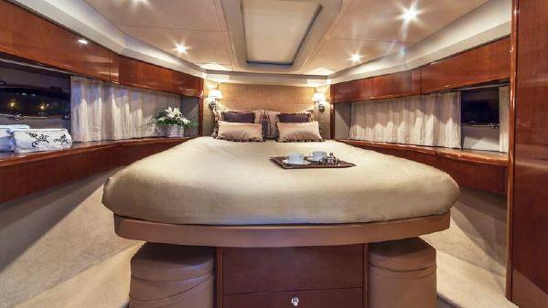 yacht Princess 62 Flybridge