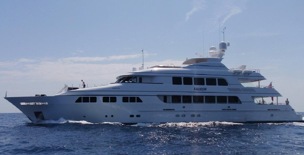 yacht Falcon