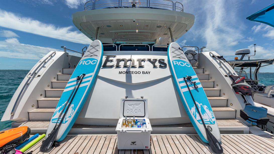 yacht Emrys
