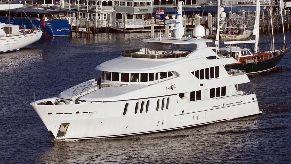 yacht Coco Viente
