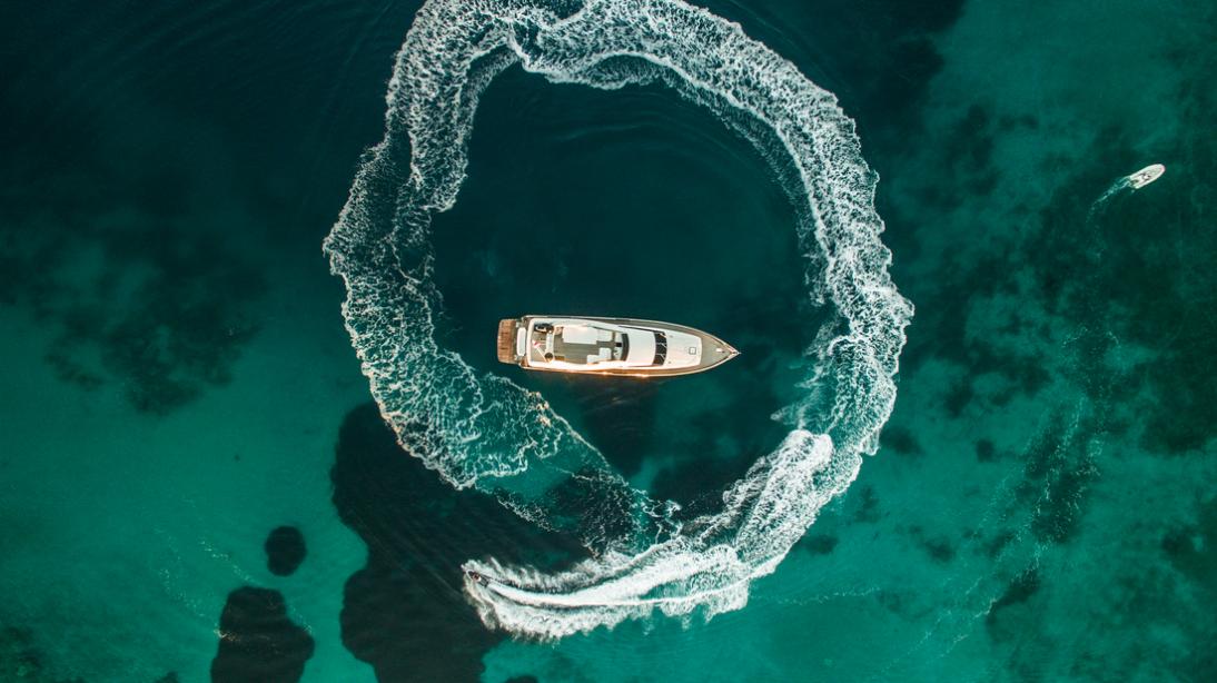 yacht Tsouvali