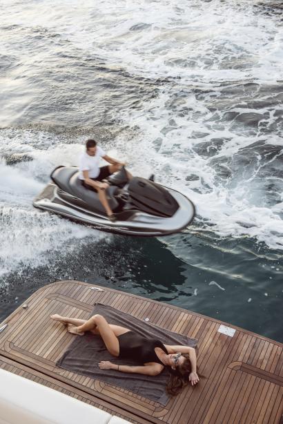 yacht Tsouvali