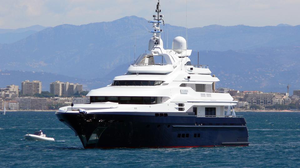 mega yacht georgetown