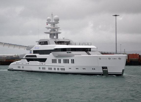 yacht Elysian