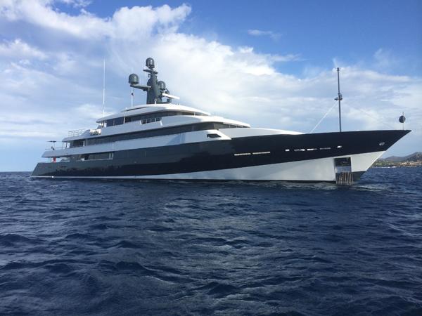 falcon lair yacht owner