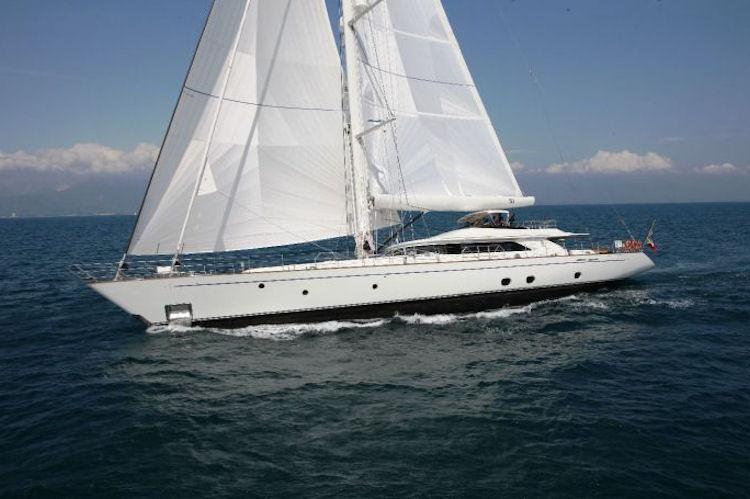 fivea sailing yacht