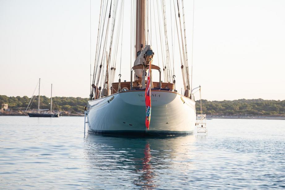 yacht Naema