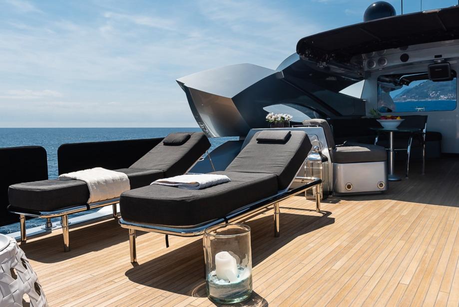 Motor yacht Smooth Operator - Sunseeker - Yacht Harbour