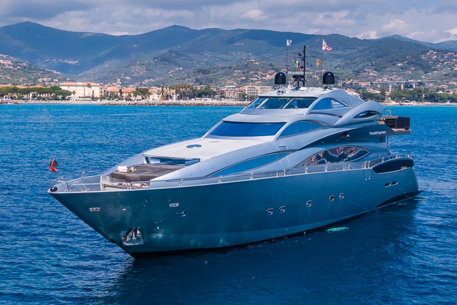 smooth operator yacht eigner