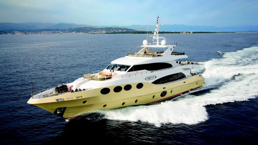 yacht Veneta
