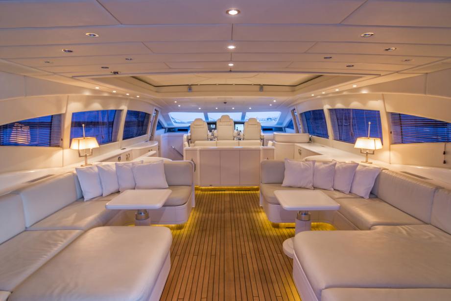 yacht Four Friends