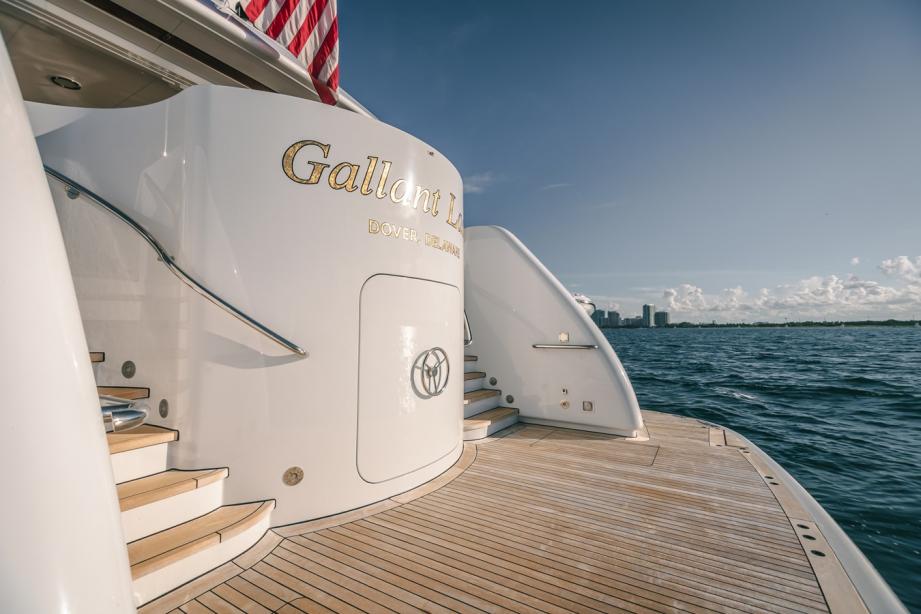 yacht Gallant Lady