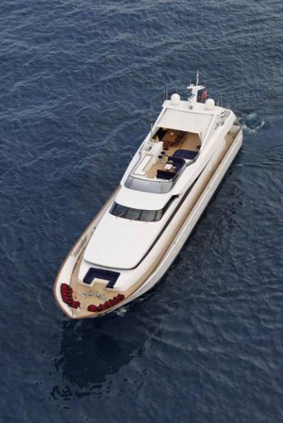 yacht Gladius