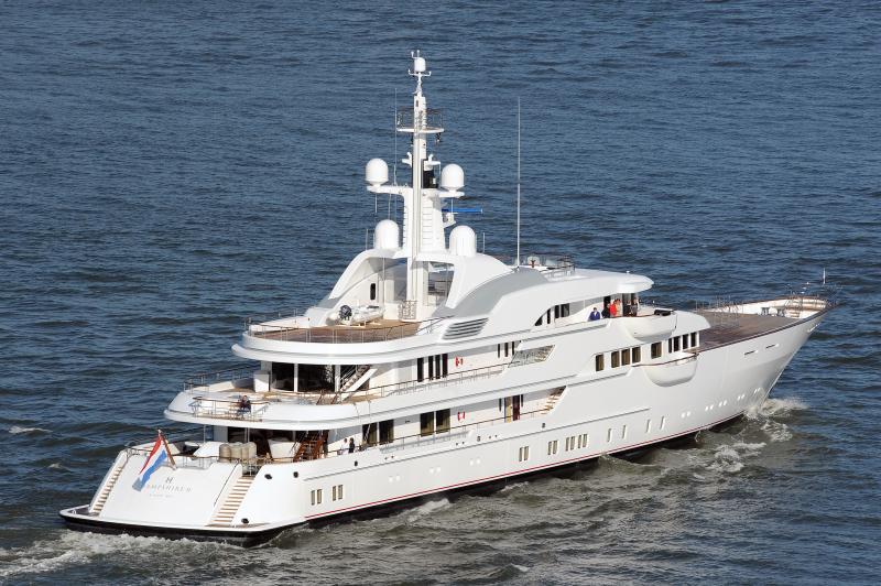 yacht Hampshire II